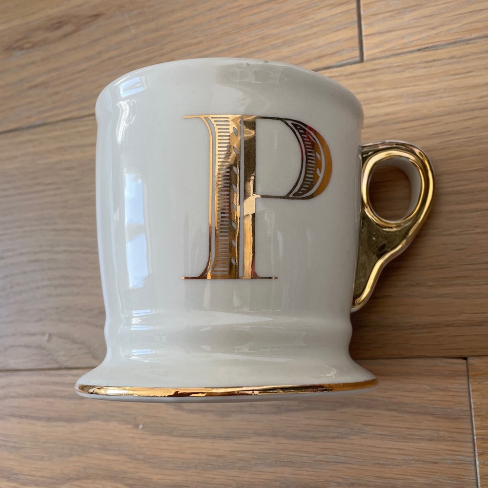 Anthropologie letter P gold signature mug